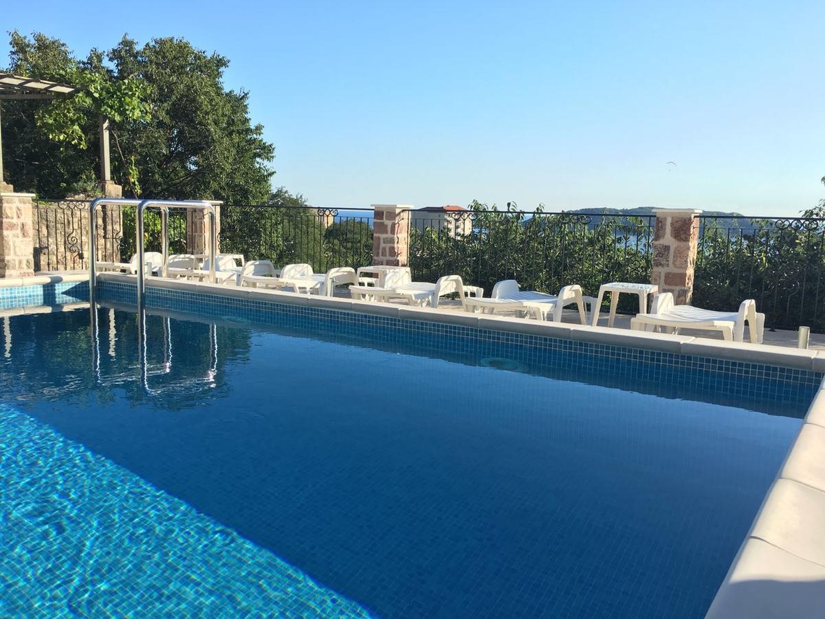 Luka Villa Bečići Exteriör bild