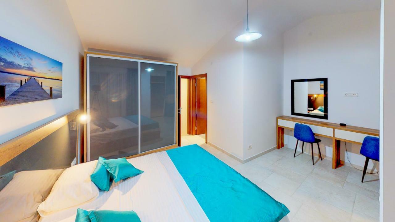 Luka Villa Bečići Exteriör bild