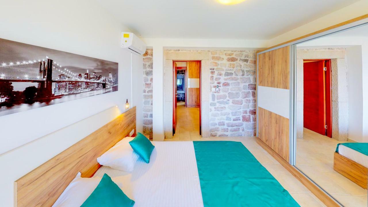 Luka Villa Bečići Exteriör bild