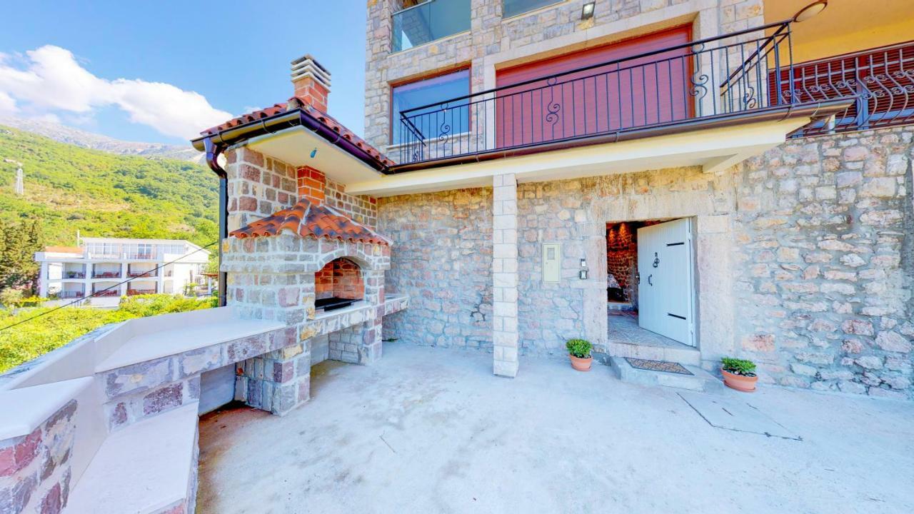 Luka Villa Bečići Exteriör bild